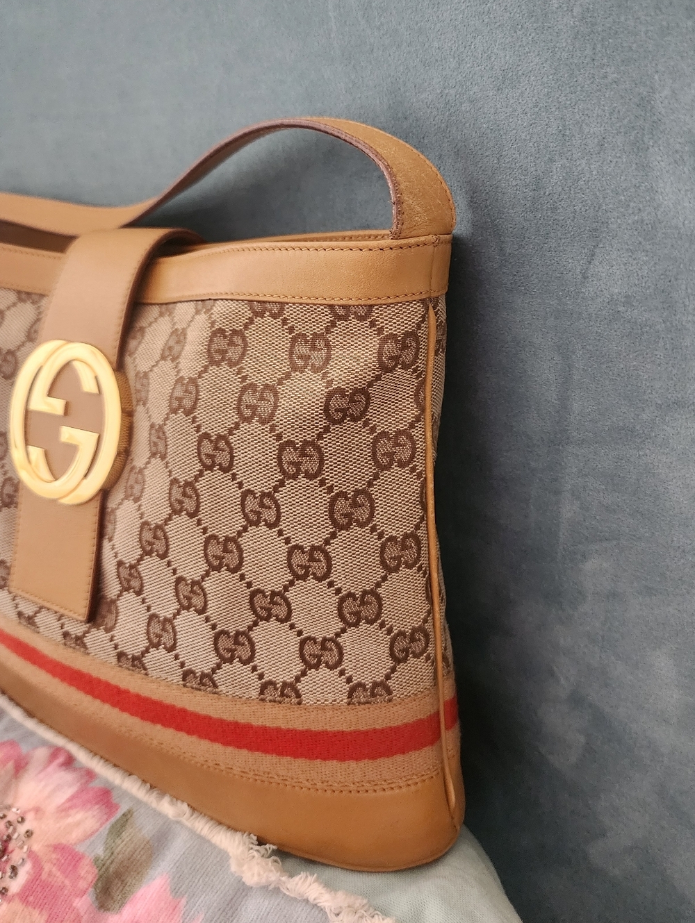 GUCCI | Limited Edition GG Monogram Sherry Line Shoulder Bag - Picture 5 of 15